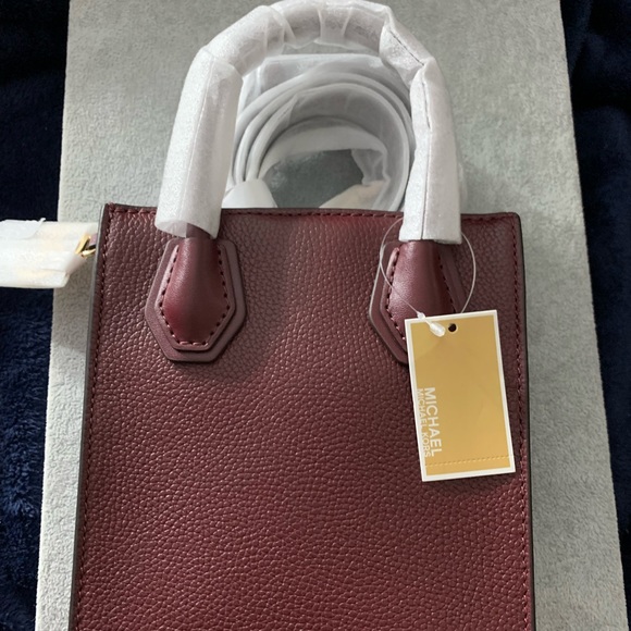 MSRP $298. Merlot pebbled leather, Mercer XS Leather Crossbody Bag. NWT - Picture 2 of 5